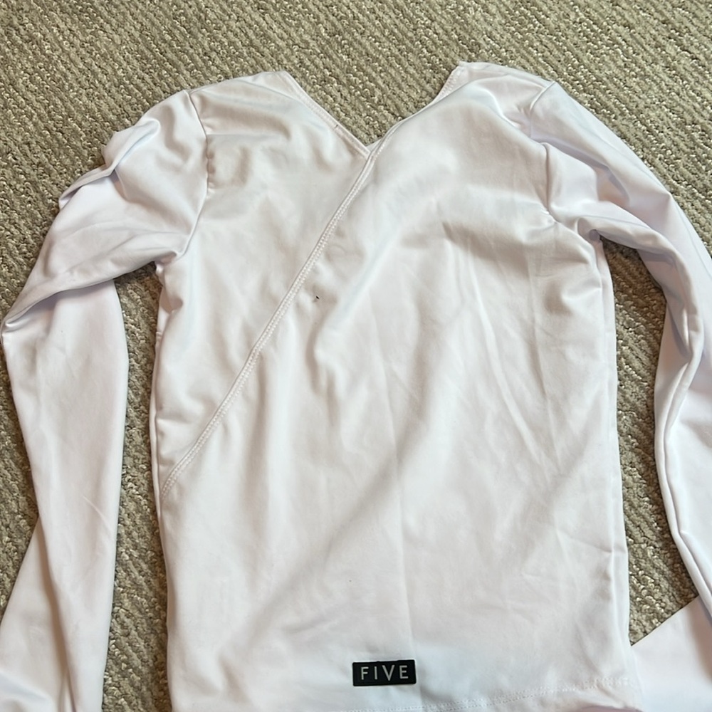 Keyhole Long Sleeve - Picture 4 of 4